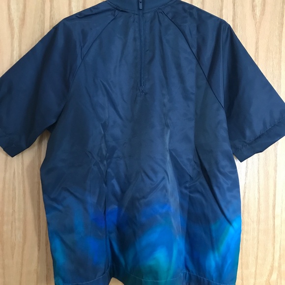 Nike Polyster Aurora Top - Picture 6 of 7